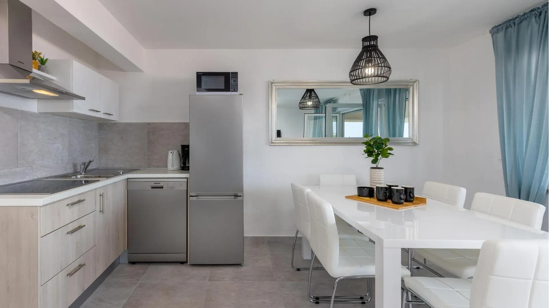 Cozy Apartment In Crikvenica With Wi-Fi 0*,